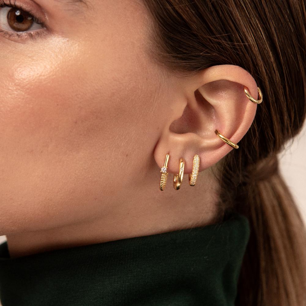 Women’s Rectangular Hoops With Central Stone Feature and Twisted Base