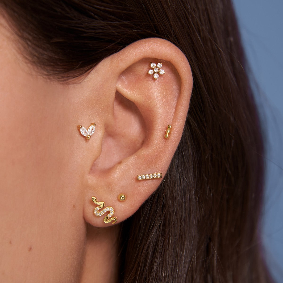 Women’s Flower Piercing with Circular Stone Setting and Screw Ball Closure