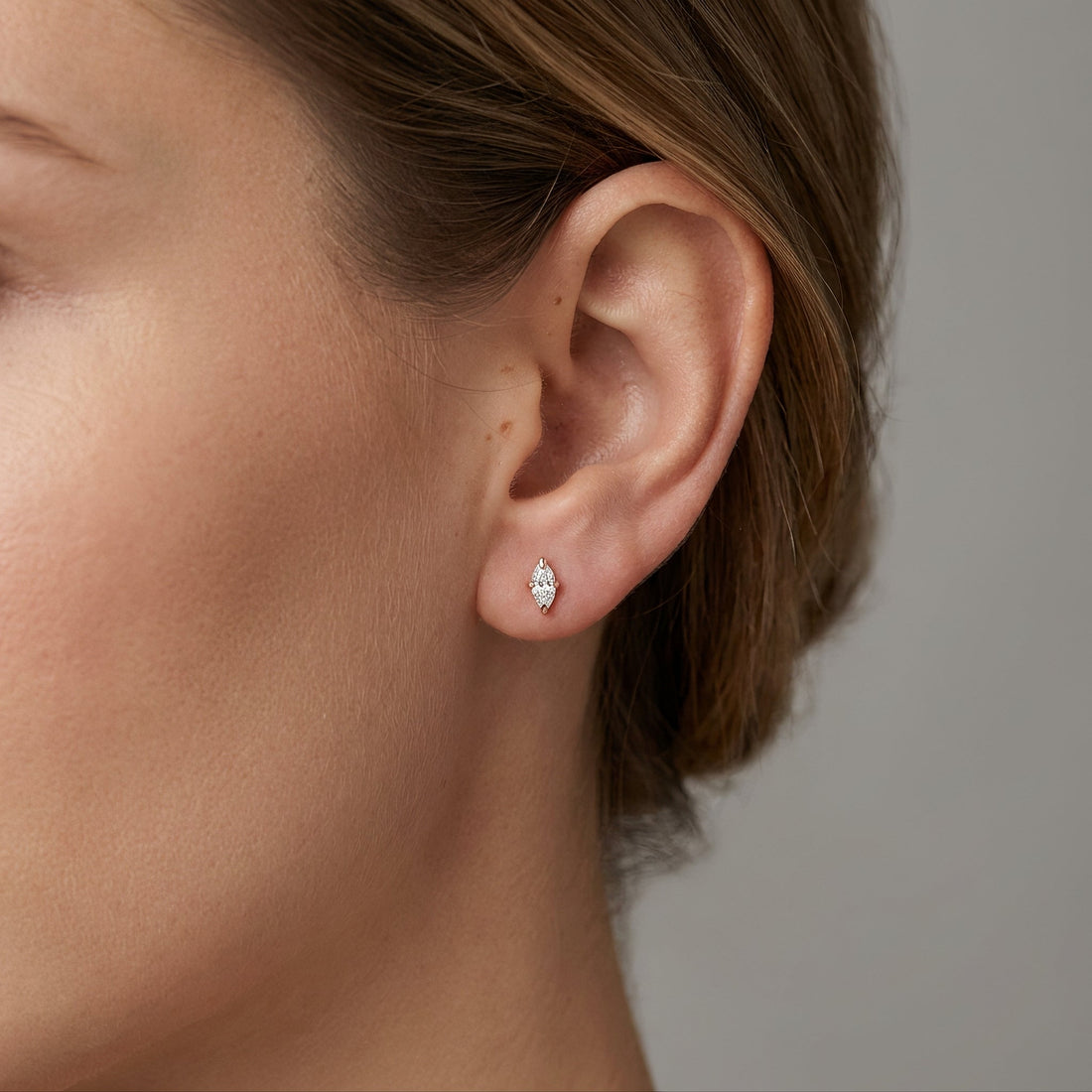 Sage - Tiny marquise earrings