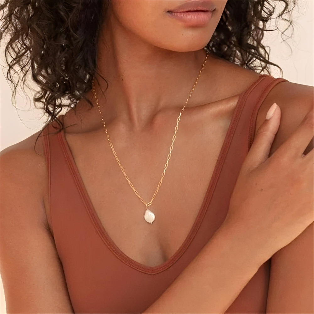 Angelika - Pearl Necklace