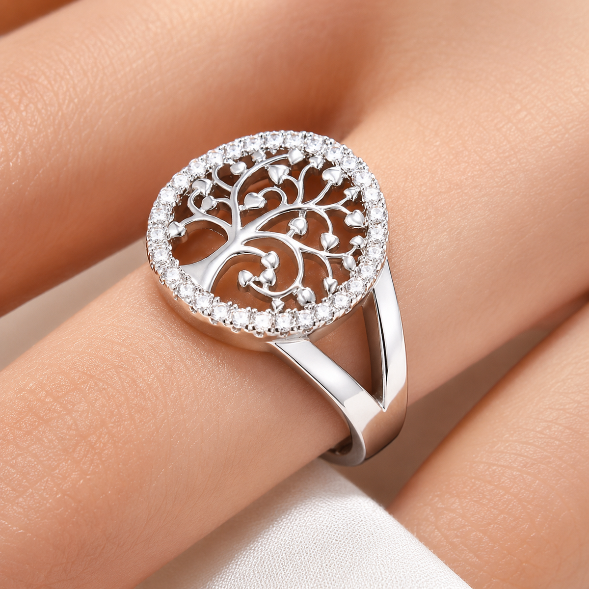 Yelina – Tree of Life Ring