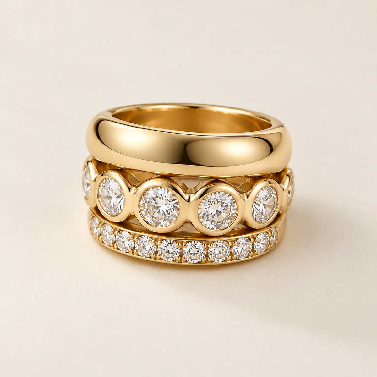 Freya – Set of hammered gold rings