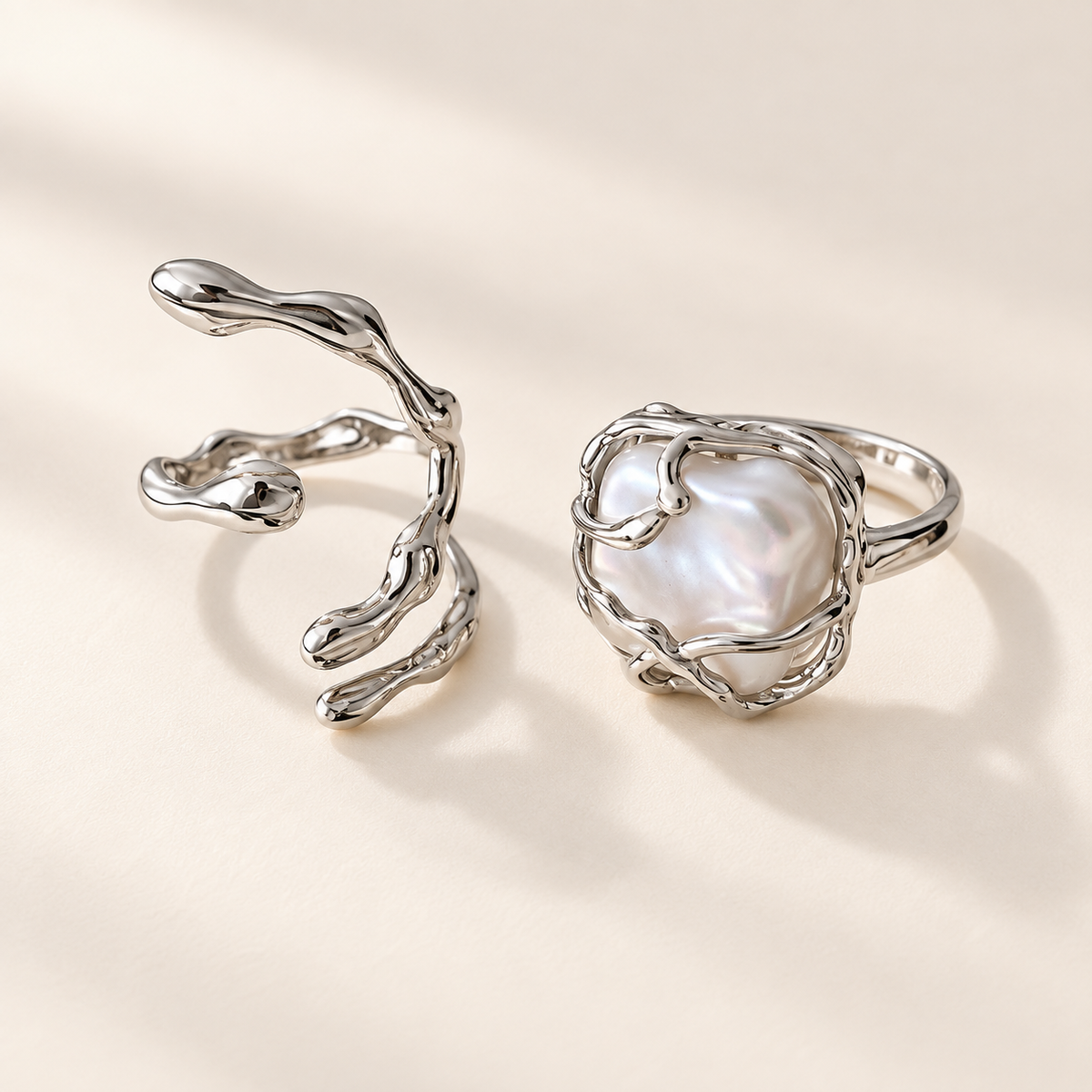 Marian – Gold Ring with Pearl