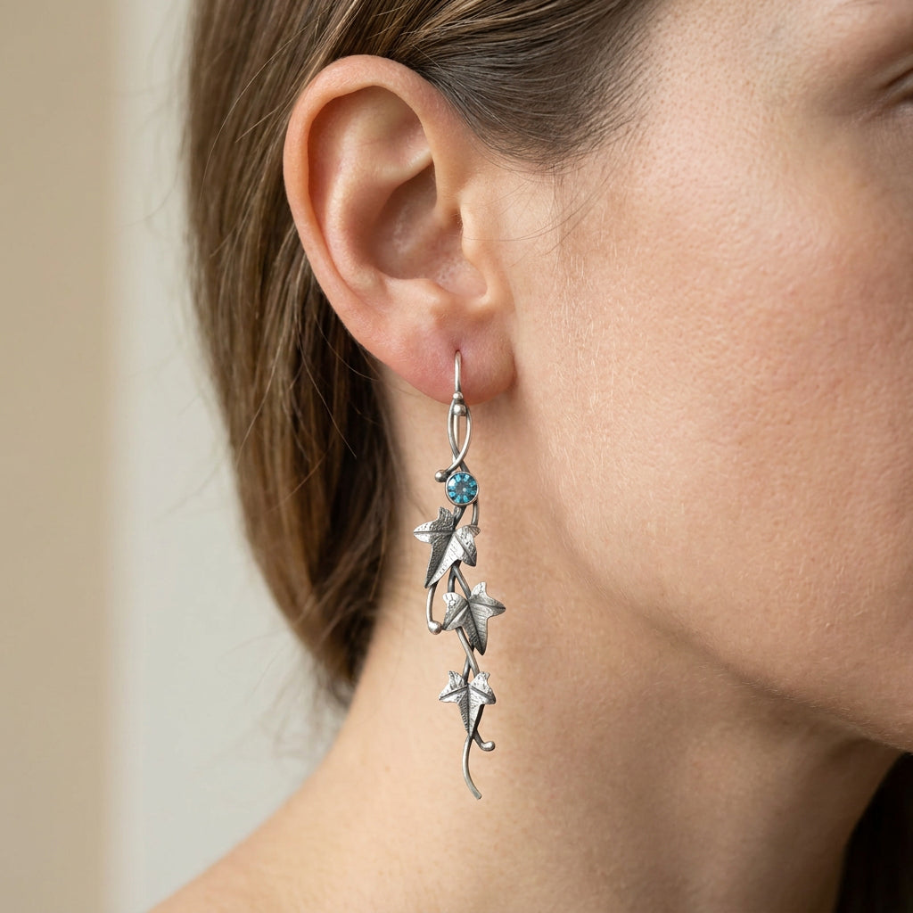 Nina – Vintage Fairy Leaf Shaped Earrings