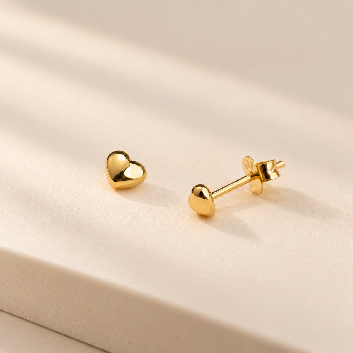 Eman – Heart Earrings