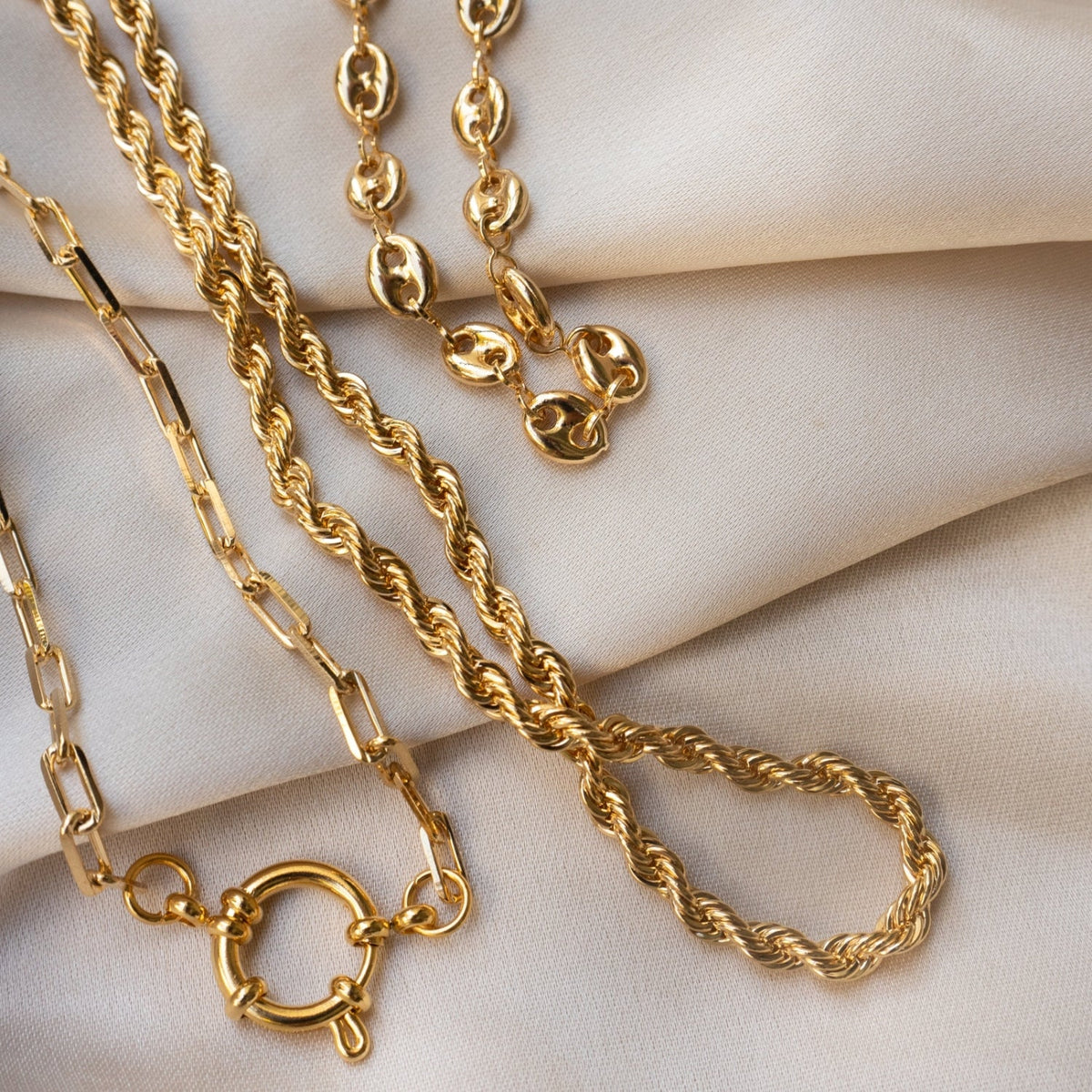 Layered oval necklace