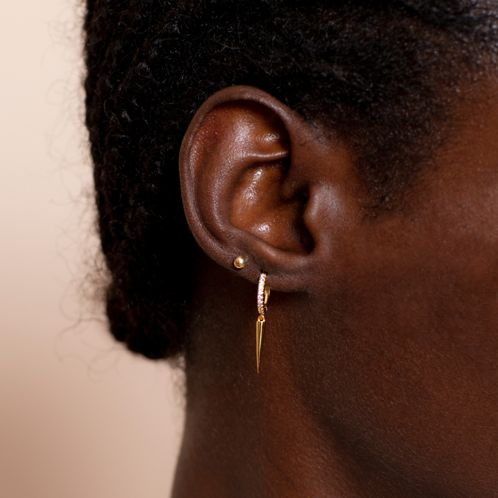 Women’s Hoops with a Pyramid-Shaped Pendant and Round Gem Setting