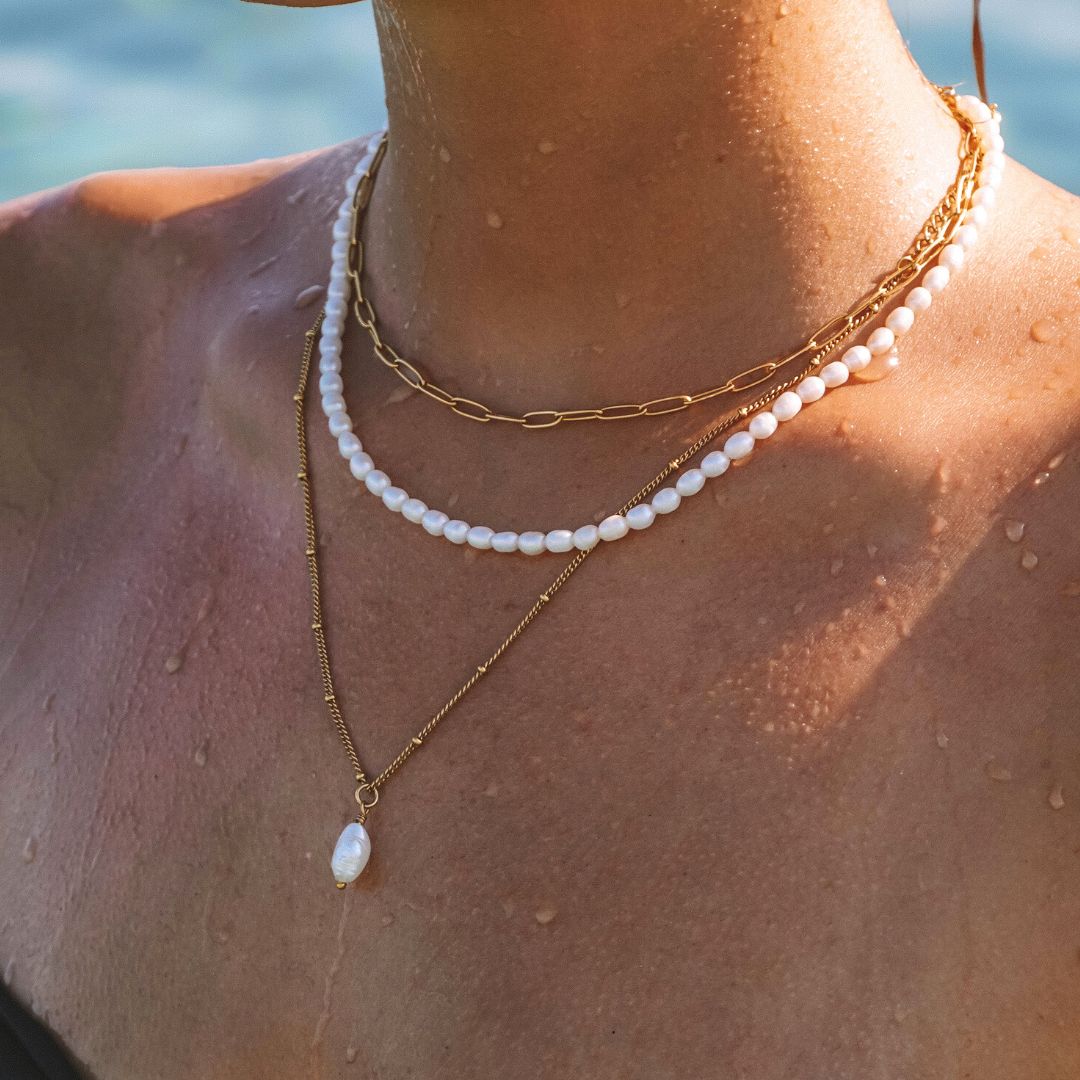 Marinelle – Timeless pendant with freshwater pearl