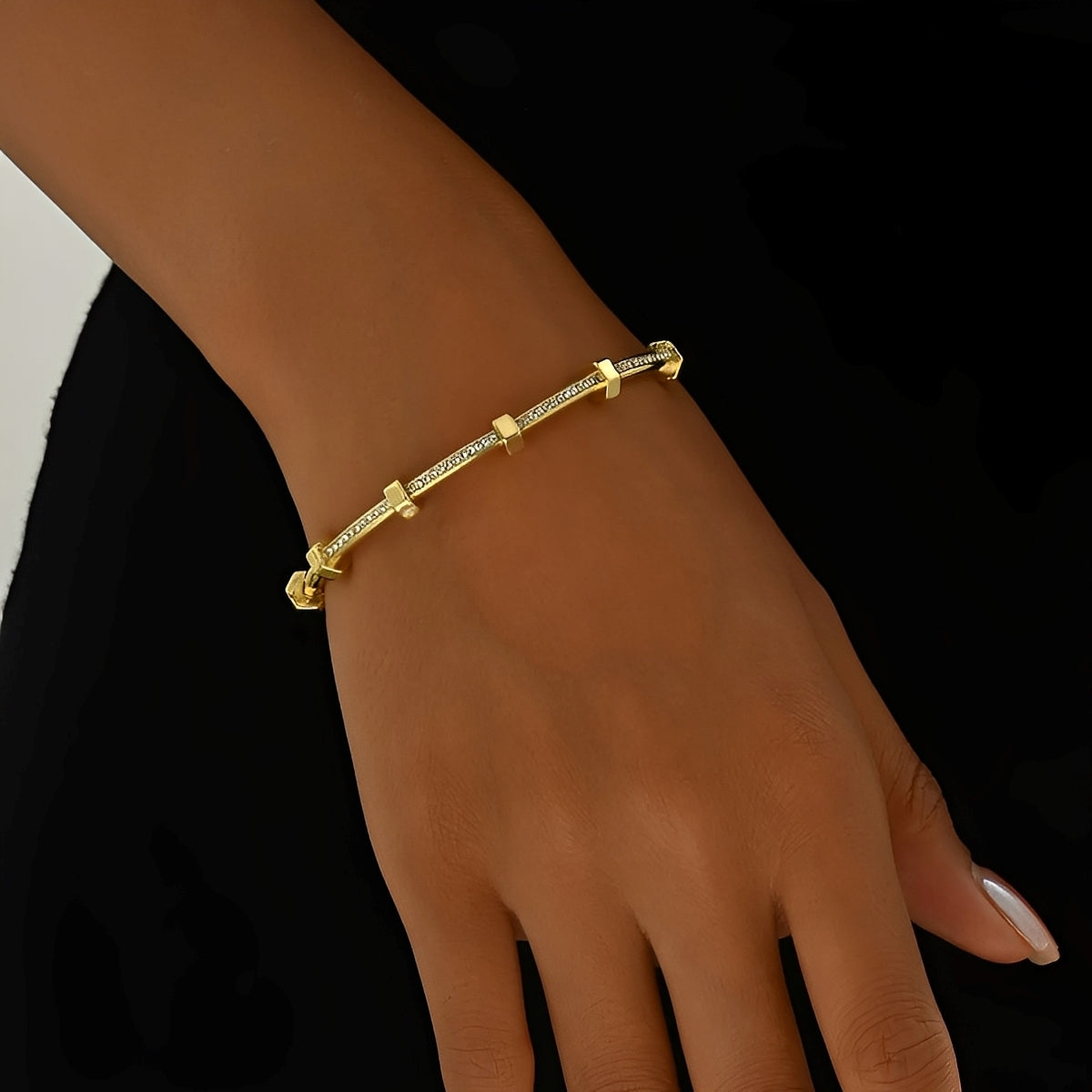 Amy – Shiny Bracelet