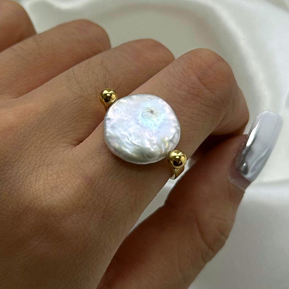 Sabby – Reversible Baroque Pearl Ring