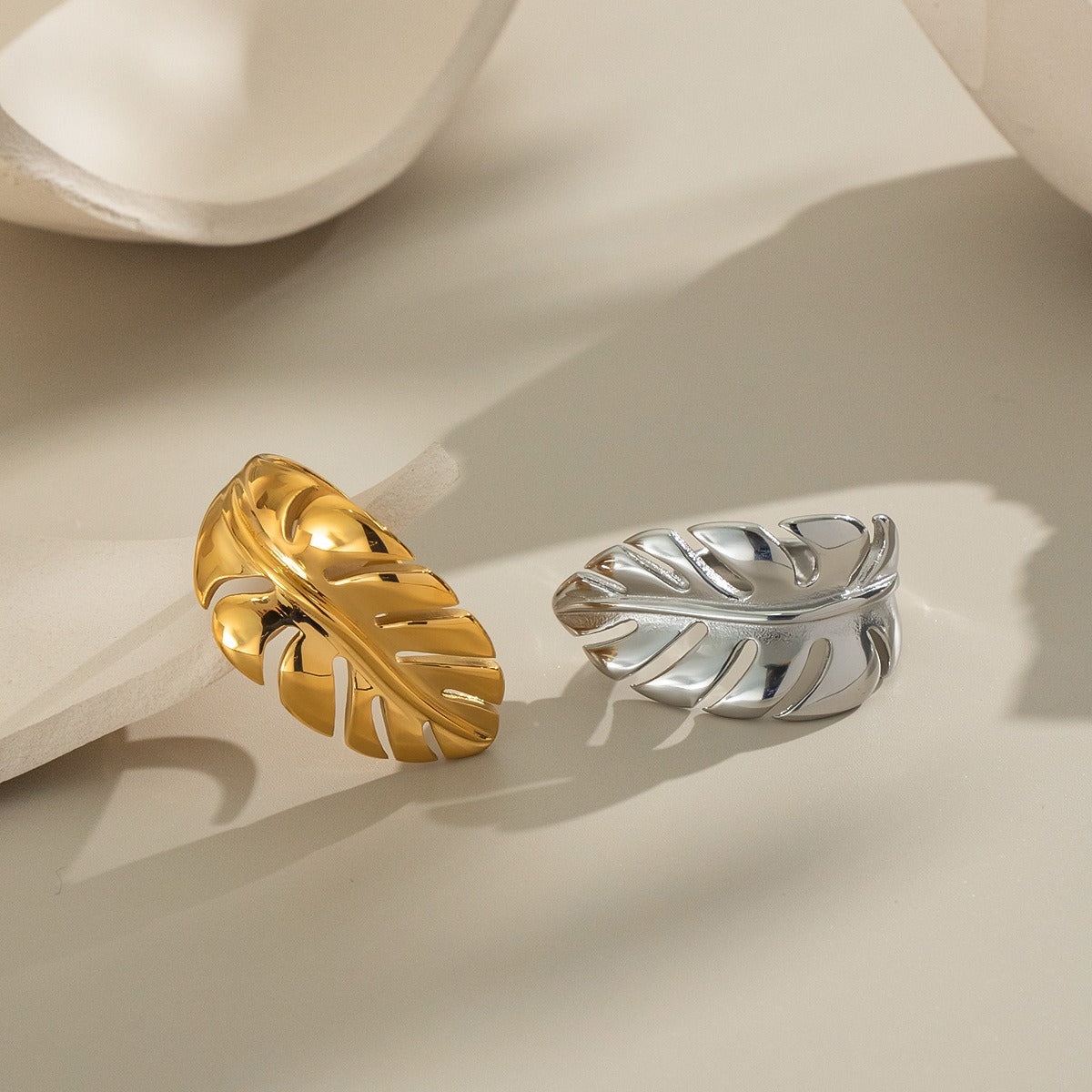 Women’s Open Leaf Ring with Natural Form and Textured Surface